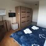 Frühstückspension Sobe Bukaleta Loznati