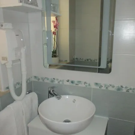 Bed and breakfast Sobe Bukaleta Loznati