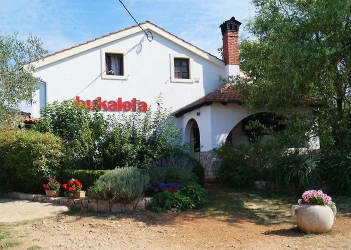 Sobe Bukaleta 3*