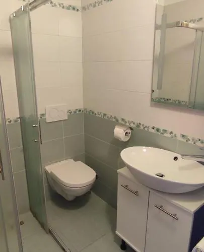 Sobe Bukaleta Alojamento de Acomodação e Pequeno-almoço